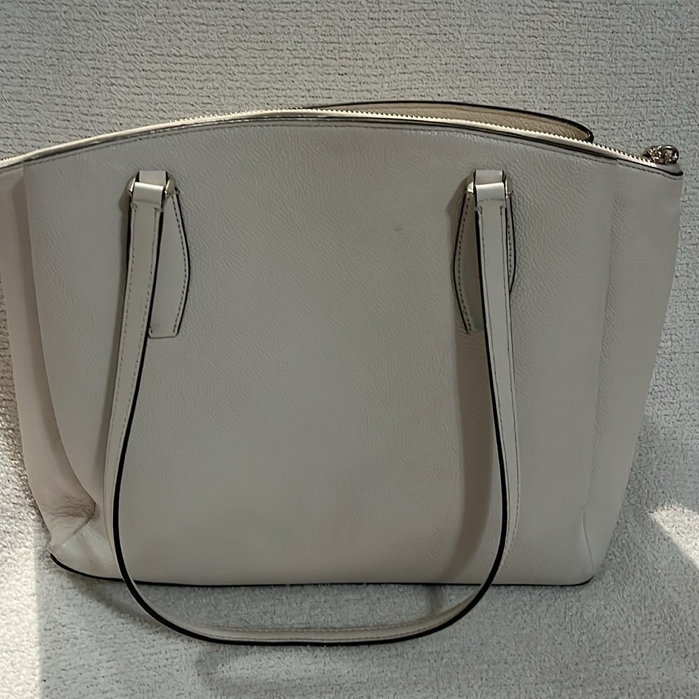 Kate Spade Purse - Picture 3 of 7